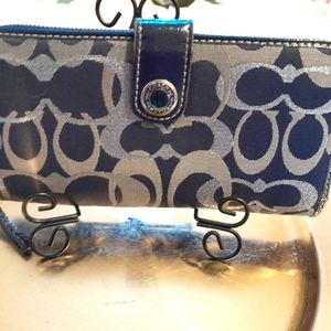 coach long wallet EUC